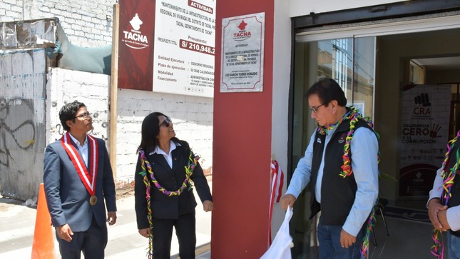 Entregan renovadas instalaciones de la Dirección Regional de Vivienda 