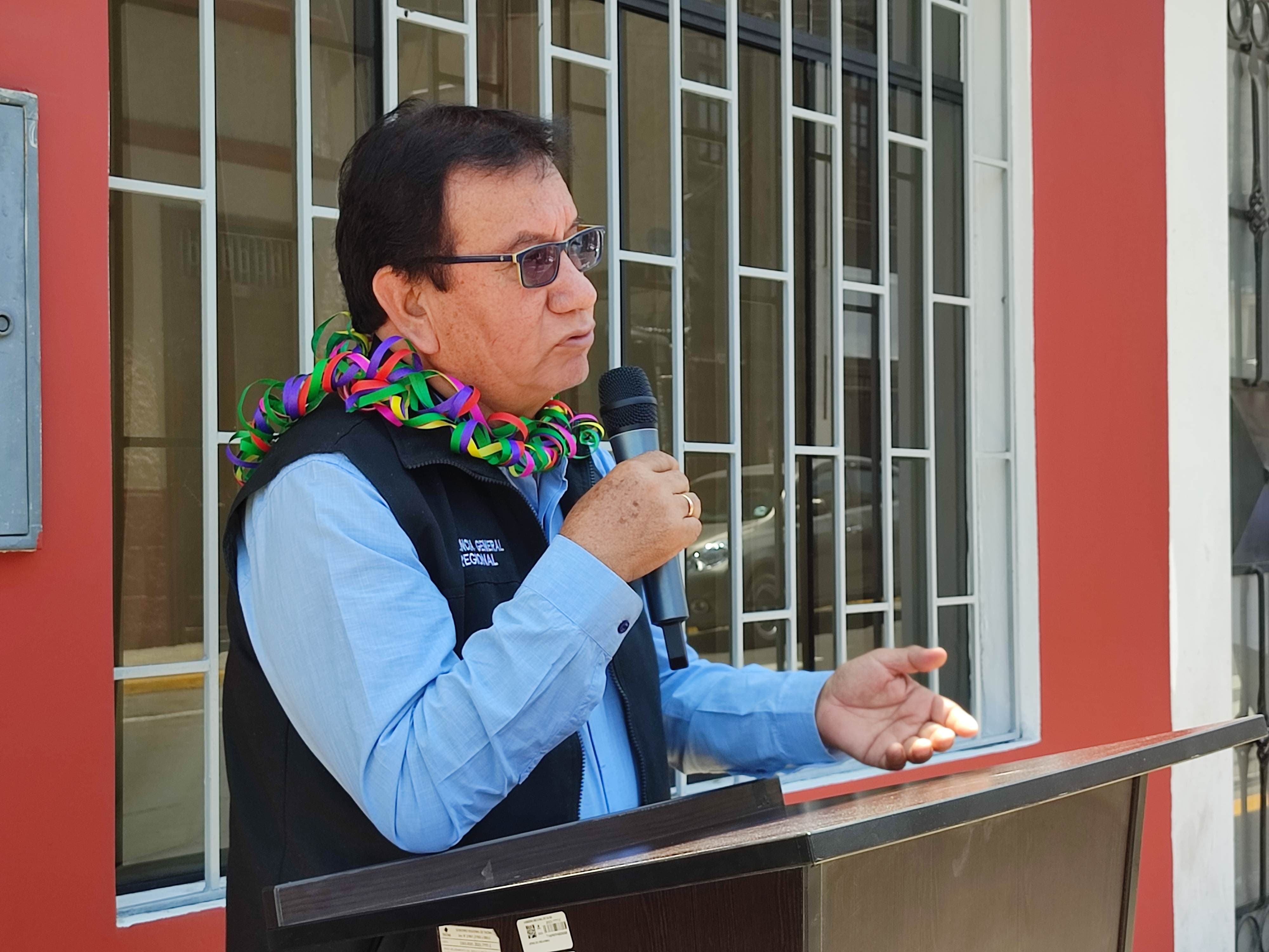 Entregan renovadas instalaciones de la Dirección Regional de Vivienda