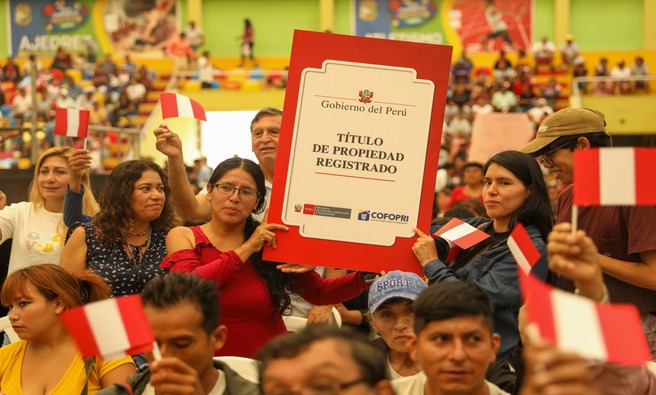A fin de año, se proyecta alcanzar más de 3,100 títulos de propiedad en toda la región.
