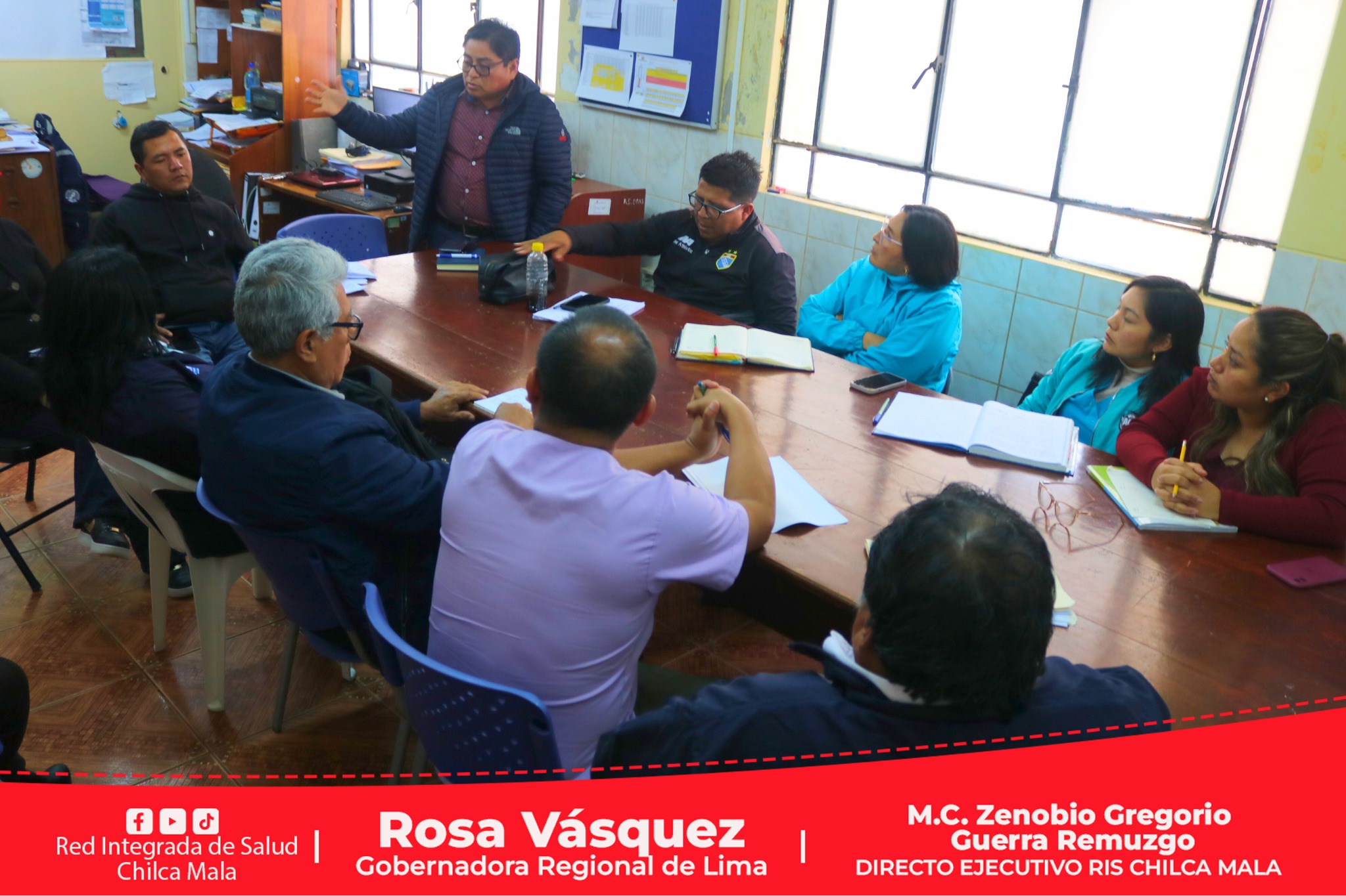 Director Ejecutivo se reúne con personal asistencial de la MicroRed Chilca