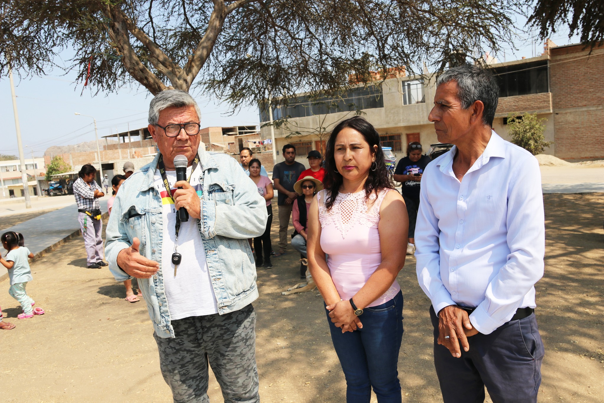¡Unidad y compromiso!
