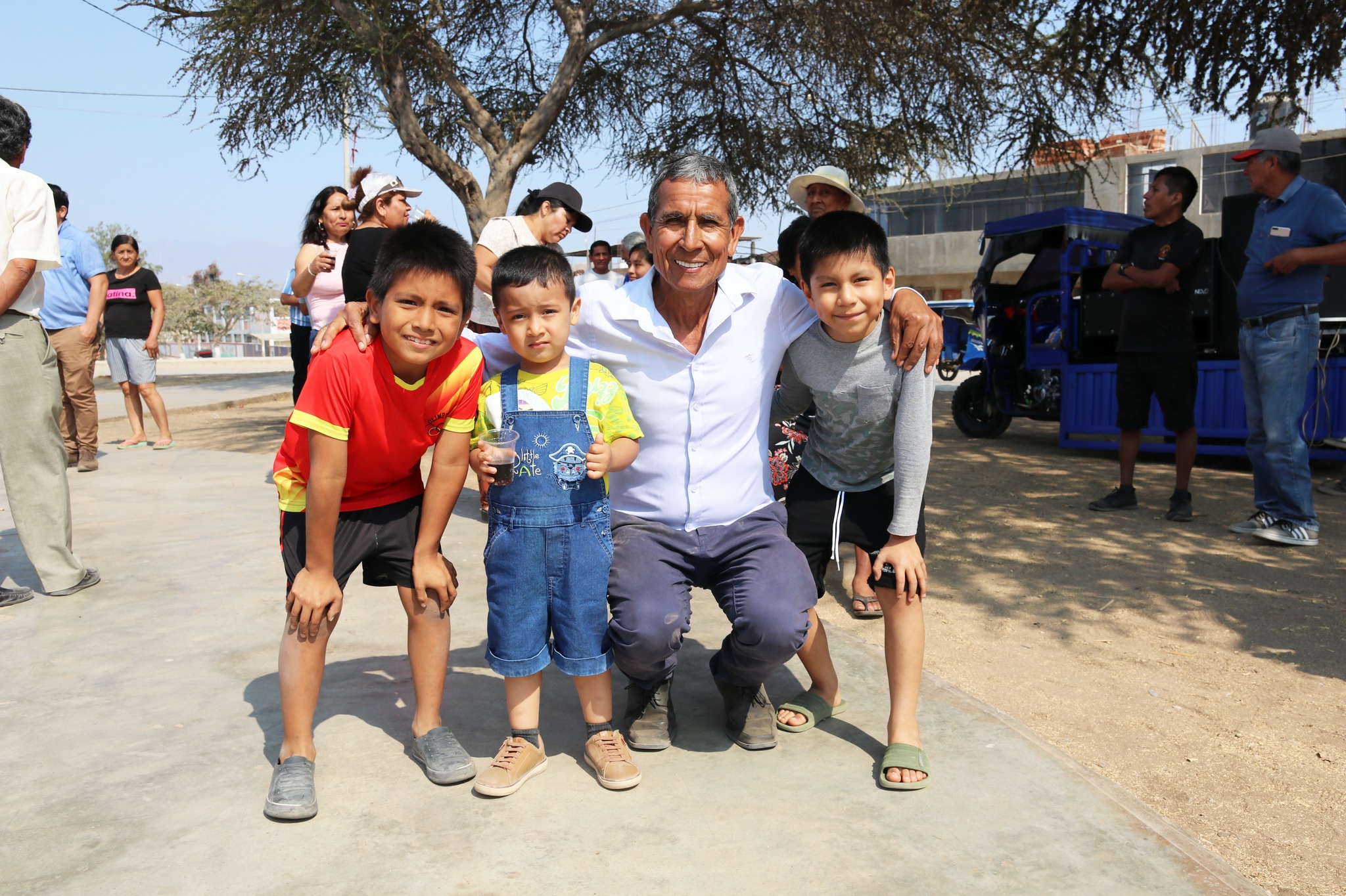 ¡Unidad y compromiso!