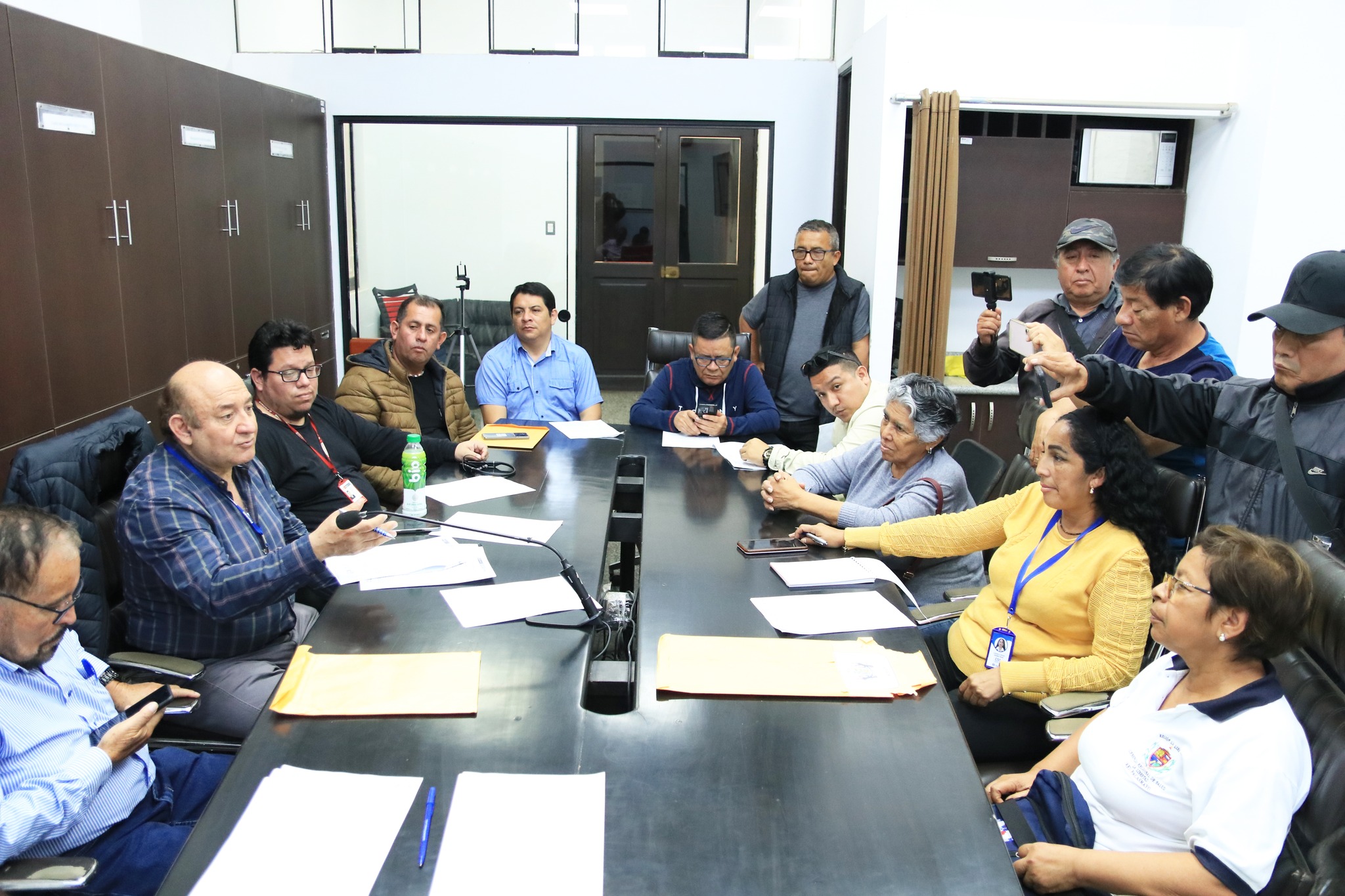 "Avanza el Proyecto del Nuevo Hospital Tomás Lafora: Reunión Clave para superar observaciones"