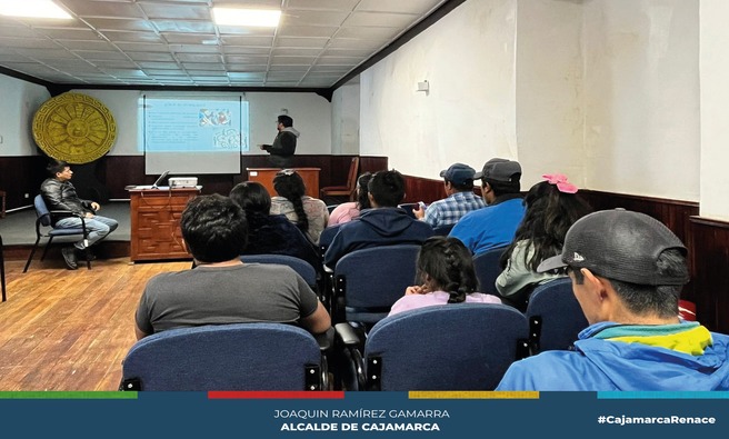 🏛La Municipalidad Provincial de Cajamarca, a través de la Gerencia de Turismo y Cultura, y en coordinación con la Cámara Regional de Turismo – CARETUR, desarrollaron con éxito las Charlas de servicios, atención al cliente y trabajo en equipo, dirigidas al sector gastronómico, con el objetivo de brindar buenos servicios a los turistas y toda la población cajamarquina
