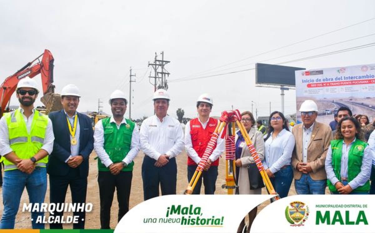 Gran Ceremonia Protocolar de Colocación de la Primera Piedra del Intercambio Vial de Mala