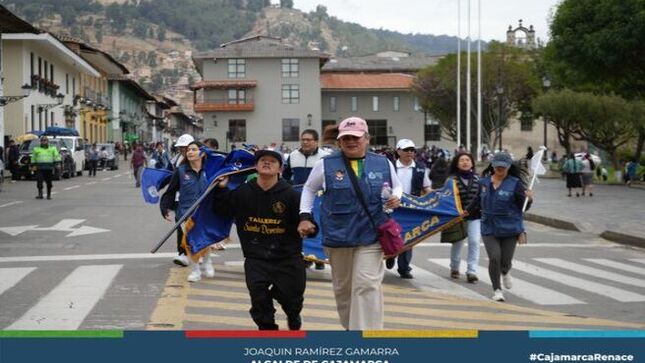 🏛La Municipalidad Provincial de Cajamarca, a través de la Defensoría Municipal del Niño y del Adolescente (DEMUNA), ha implementado diversas actividades para promover la inclusión de las personas con discapacidad en la provincia, llevando a cabo la octava Carrera Inclusiva, que contó con la participación de varias entidades.
🤝Desde la comuna local, reiteramos el compromiso de seguir trabajando para fomentar la inclusión y concienciar a la población cajamarquina sobre la importancia de las personas con habilidades diferentes.
💪 ¡Con Joaquin Ramirez, Cajamarca Renace!