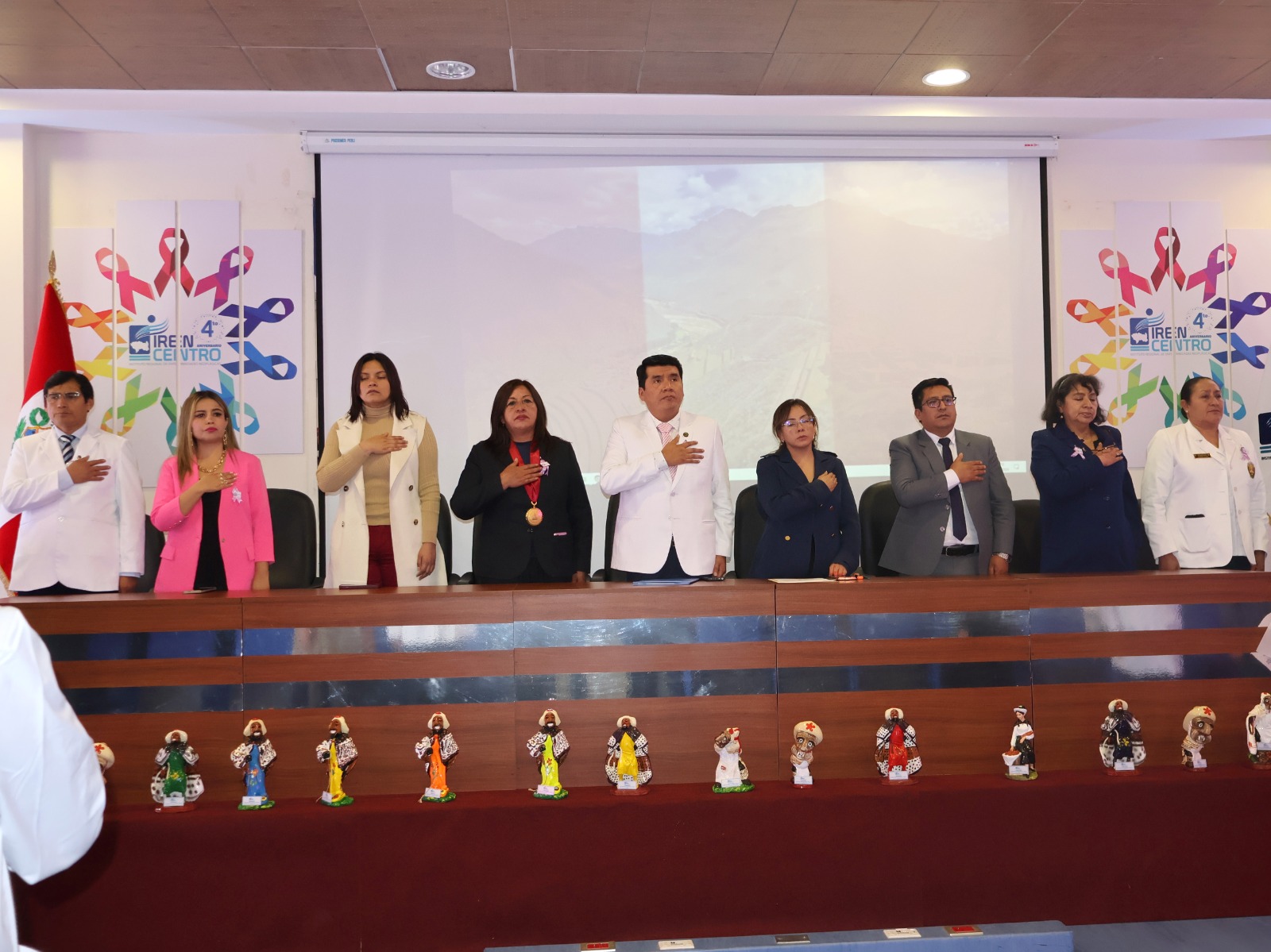 Mesa de Honor del evento