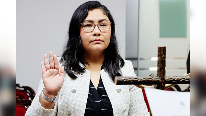 Abogada Edith Villarreal Huacachi juró como jueza supernumeraria en Juzgado Civil de la Corte Superior de Justicia del Callao