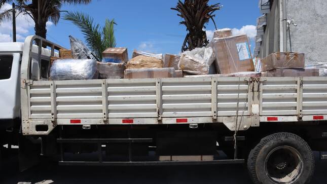 El alcalde Cesar Vidaurre Floridas llevó a cabo la supervisión de una significativa entrega de bienes realizada por la SUNAT.