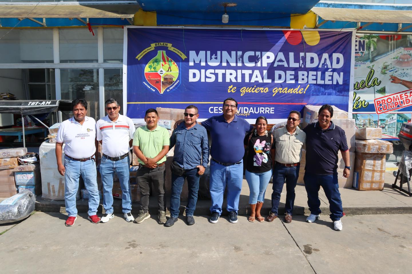 El alcalde Cesar Vidaurre Floridas llev贸 a cabo la supervisi贸n de una significativa entrega de bienes realizada por la SUNAT.