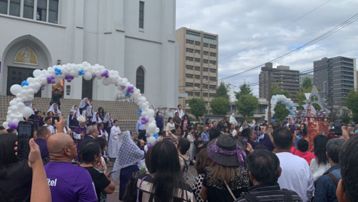 Comunidad peruana residente en Nagoya celebra con fervor al Señor de los Milagros