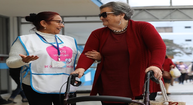 Voluntariado EsSalud inició labores en el Hospital Carlos Alcántara