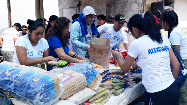 ENA brinda apoyo solidario a más de 100 familias de Villa María del Triunfo