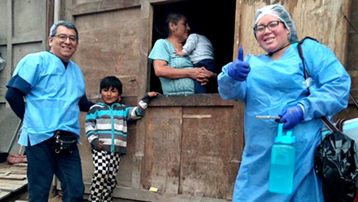 Tocando puertas