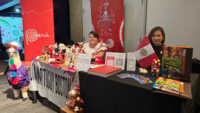 Consulado del Perú en Boston celebra herencia hispana con actividades culturales y exhibiciones en Museo de Ciencias de Boston