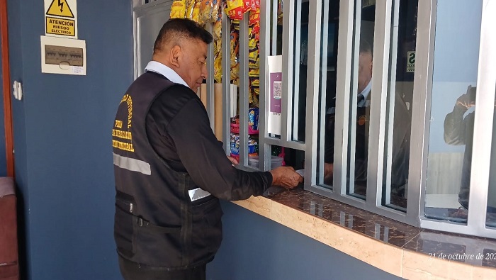 Cierran local por incumplir normas municipales