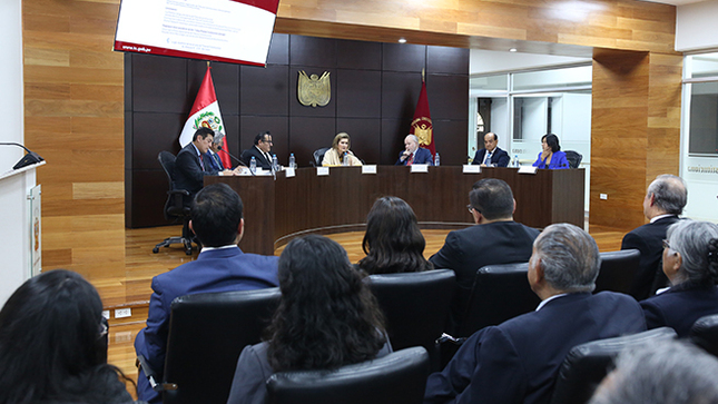 Tribunal Constitucional realizó conversatorio por los Veinte años de Codificación Procesal Constitucional en el Perú