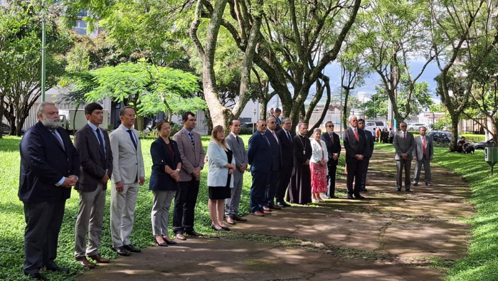 Rinden homenaje al Gran Almirante del Perú Miguel Grau en el parque República del Perú de San José