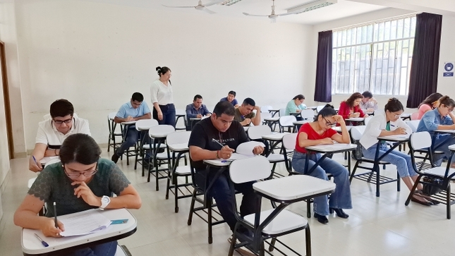 Profesionales del Derecho participaron del examen de conocimientos para la selección de jueces supernumerarios de Piura