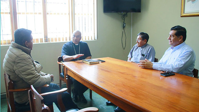 Municipalidad y arzobispado coordinan acciones para proyecto de la basílica
