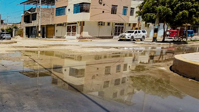 Municipalidad multó a EPS GRAUpor colapso de desagües en el sector la Molina y Fonavi.