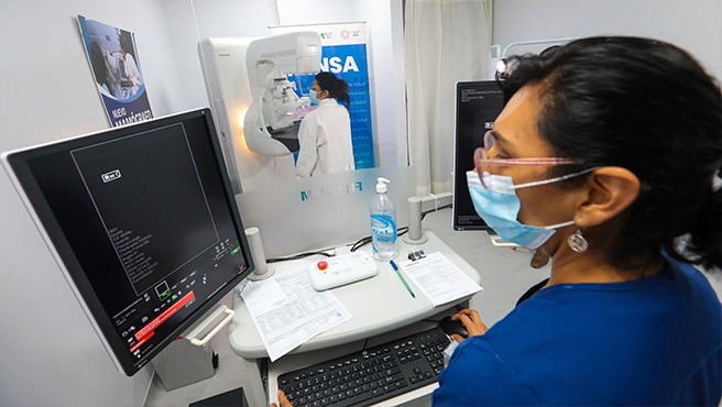 Minsa intensifica lucha contra el cáncer de mama con campaña nacional de tamizaje