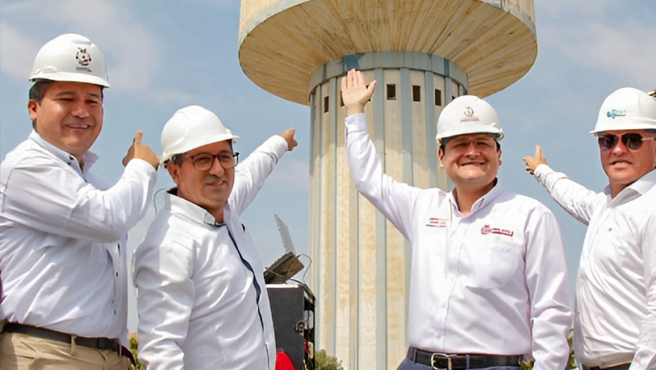 Gobernador regional Jorge Pérez Flores, participó de la prueba en la Cámara de Bombeo para el Tanque de Agua elevado para el sector Villa Hermosa en JLO, en las Instalaciones de EPSEL.