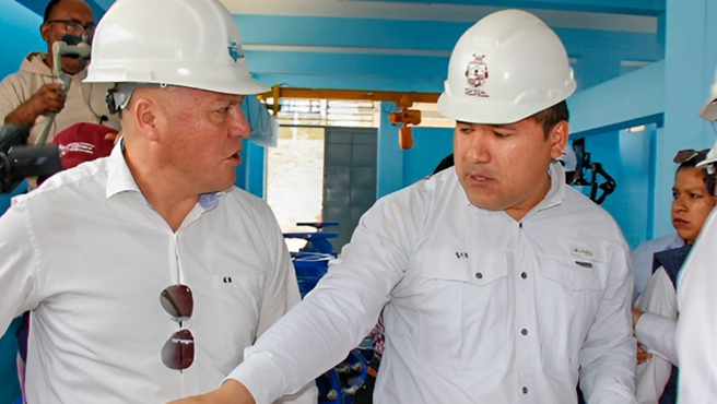 Gobernador regional Jorge Pérez Flores, participó de la prueba en la Cámara de Bombeo para el Tanque de Agua elevado para el sector Villa Hermosa en JLO, en las Instalaciones de EPSEL.