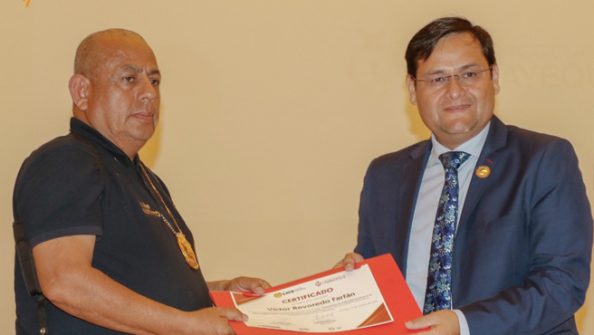 El Gobierno Regional de Lambayeque, junto al CAEN y la USMP Filial Norte , desarrollaron el Seminario.