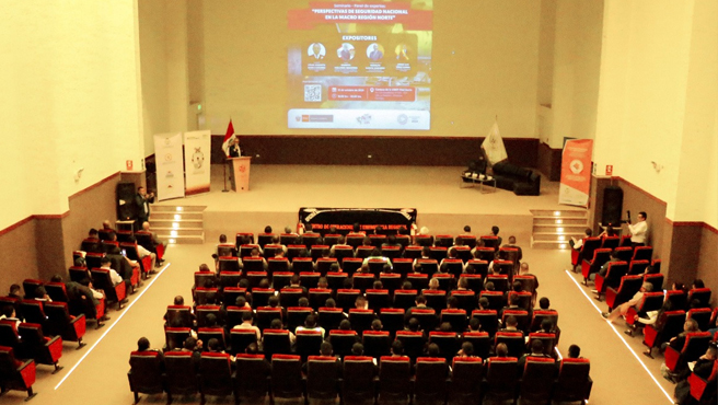 El Gobierno Regional de Lambayeque, junto al CAEN y la USMP Filial Norte , desarrollaron el Seminario.