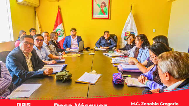 Director Ejecutivo de la RIS Chilca Mala participa de reunión de trabajo en Diresa Lima