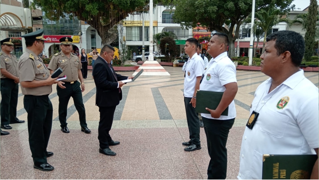 Foto Alcalde participa de ceremonia de la policía seguridad del estado