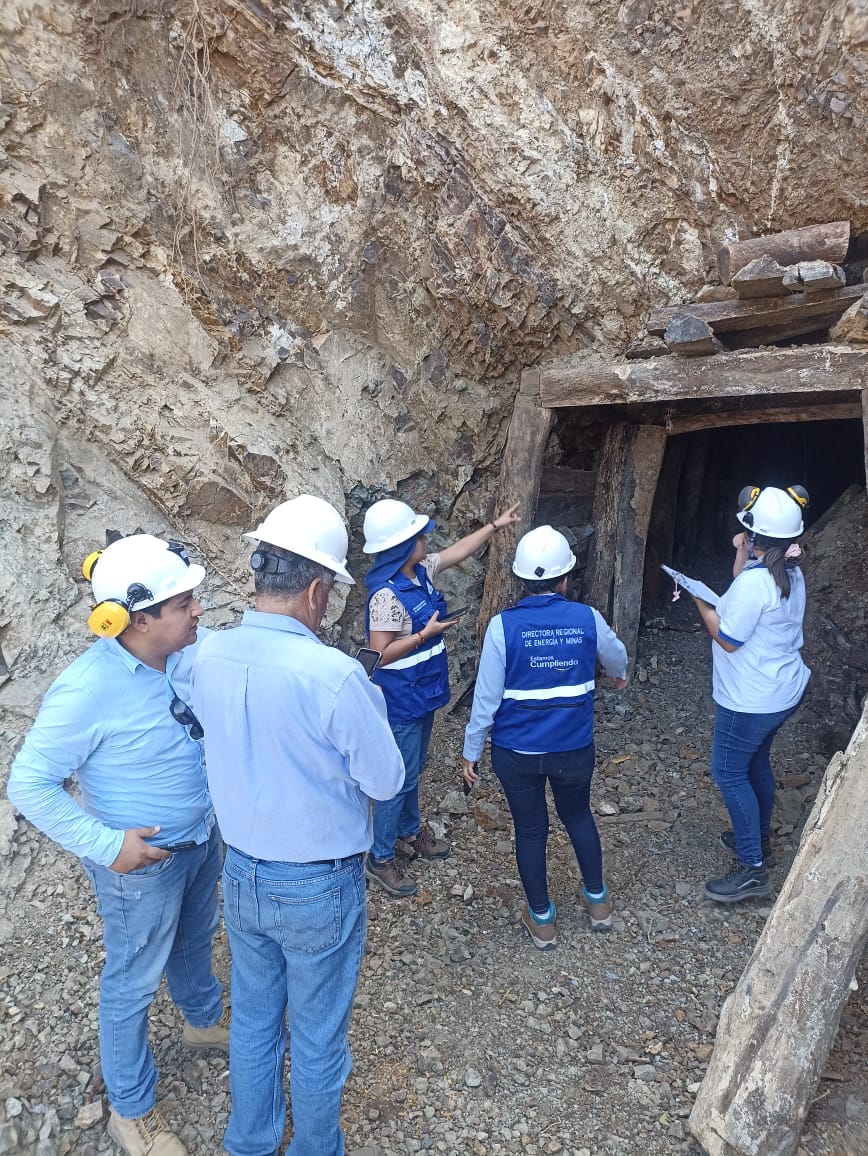 verificación de actividades mineras