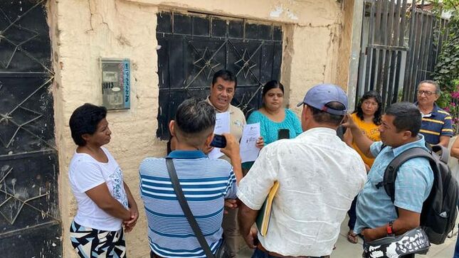 DESAGÜES COLAPSADOS EN CALLE UGARTE