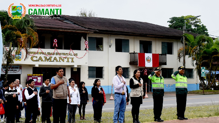 Izamiento del Pabellón Nacional en el Mes Patriótico: Un Acto de Unidad y Reflexión