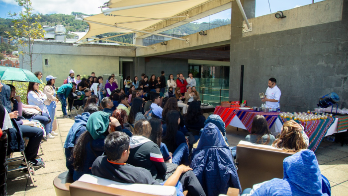 Universidad El Bosque de Bogotá: exploran los lazos de amistad entre el Perú y Colombia en semana de la peruanidad