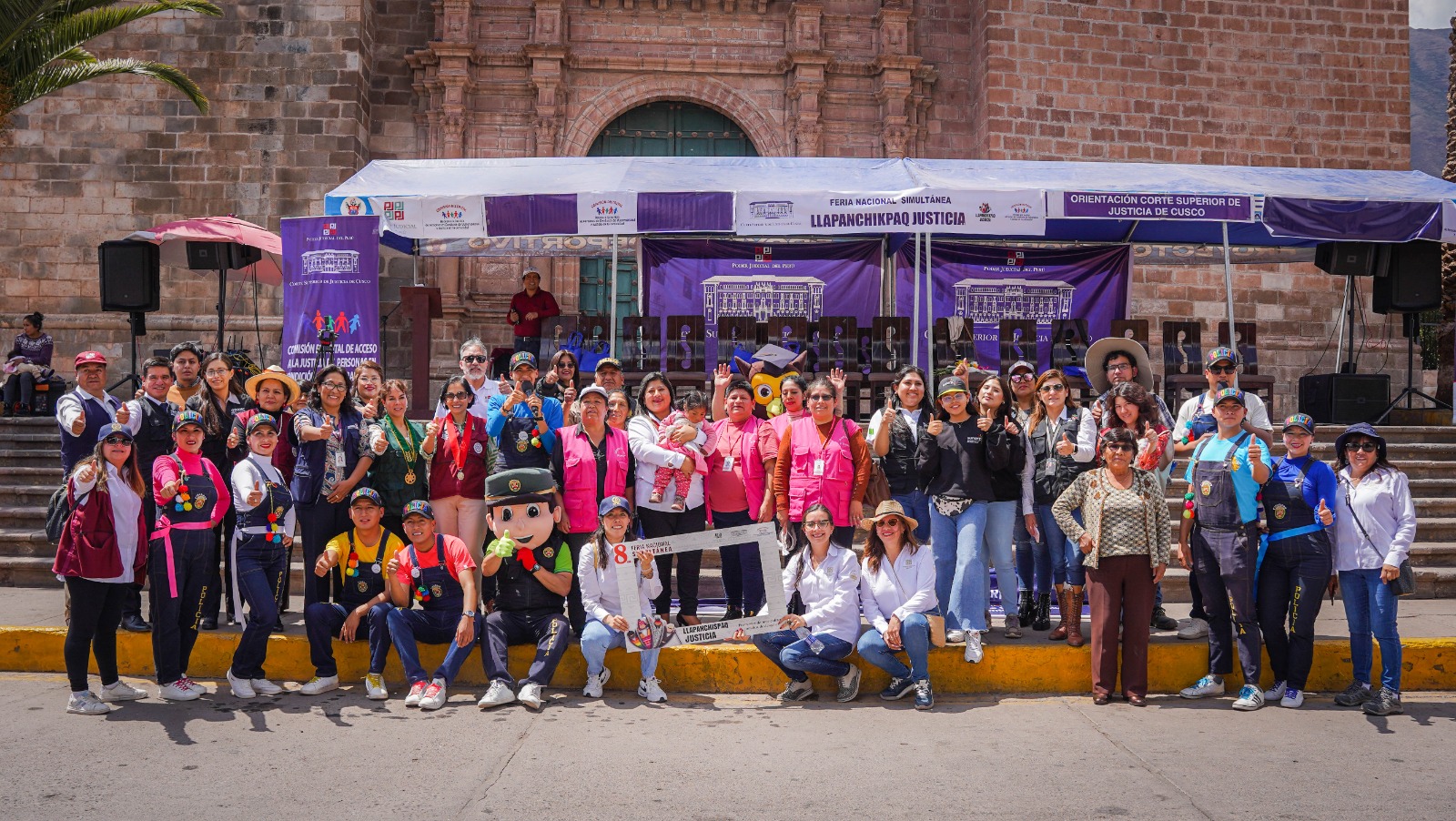 Pobladores de Urubamba fueron beneficiados con Feria Nacional Simultánea Llapanchispaq Justicia