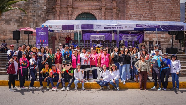 Pobladores de Urubamba fueron beneficiados con Feria Nacional Simultánea Llapanchispaq Justicia