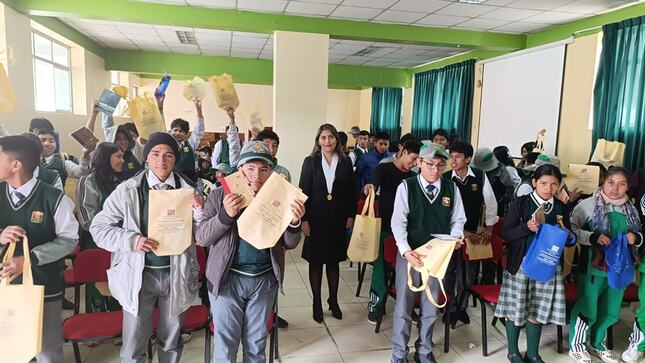 SNEJ Cusco realizó charlas de prevención en violencia familiar a estudiantes del Colegio Diego Quispe Tito