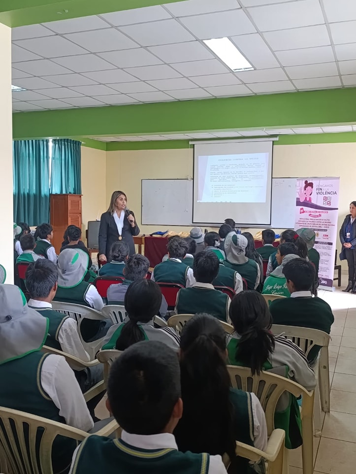 SNEJ Cusco realizó charlas de prevención en violencia familiar a estudiantes del Colegio Diego Quispe Tito