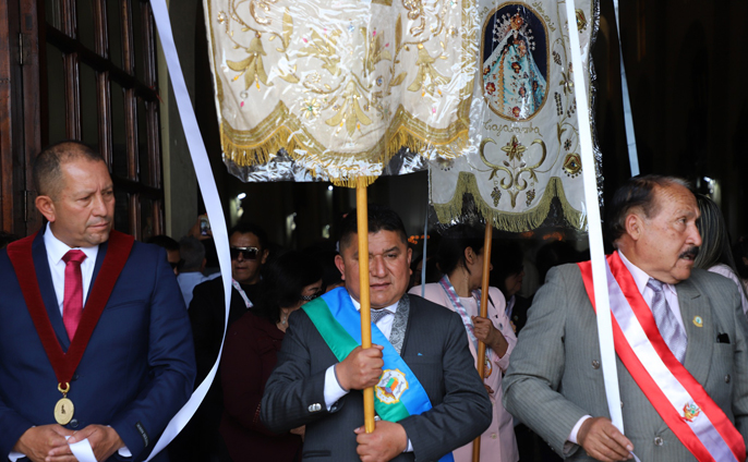 Solemne procesión de la venerada imagen de la santísima virgen del rosario