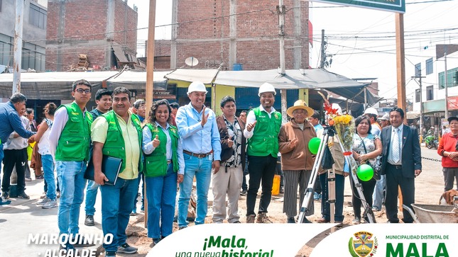Colocación de Primera Piedra de la Obra de "Mejoramiento del Servicio de Movilidad Urbana en las Vías Locales de la Habilitación Urbana"