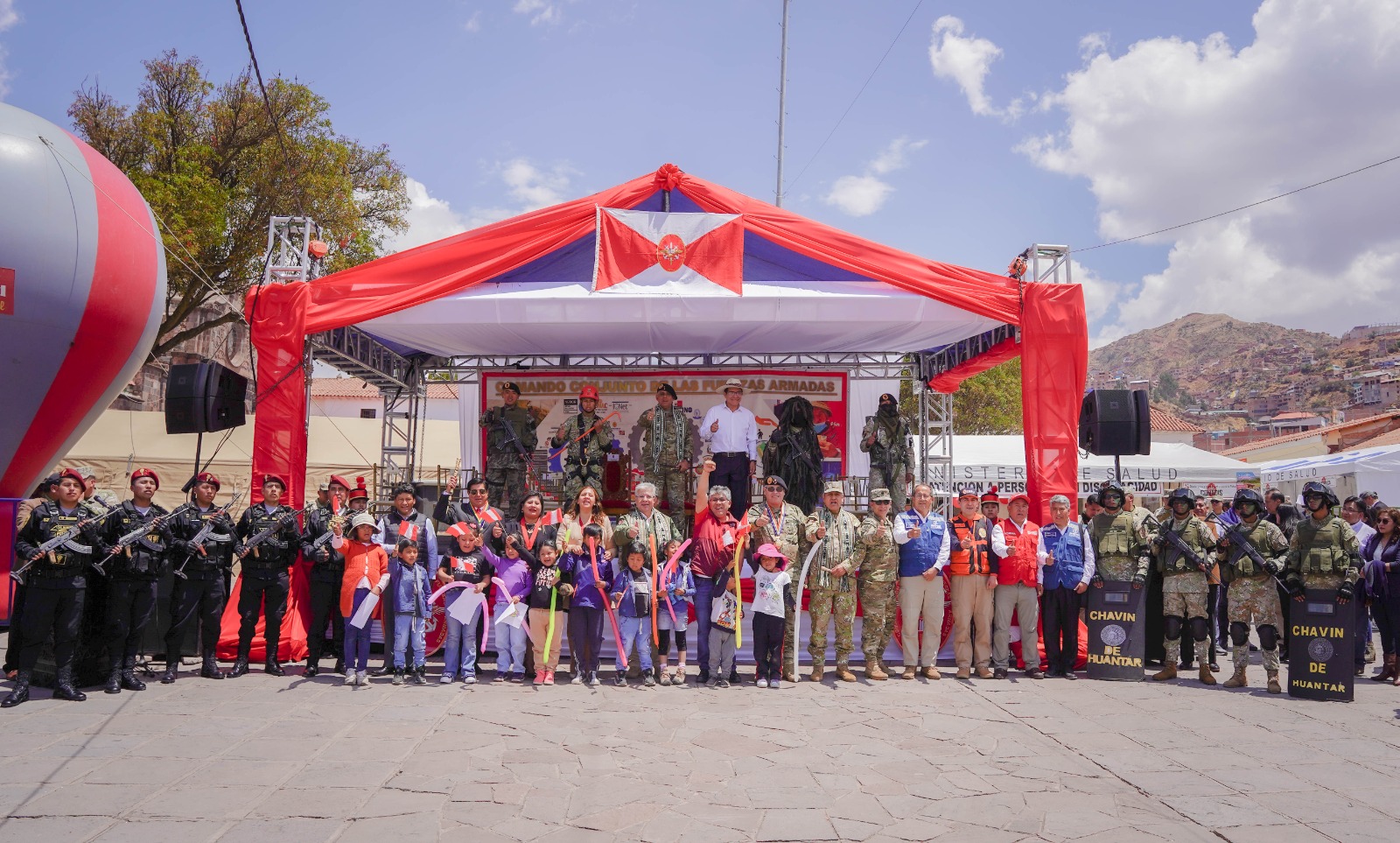 Presidenta de la Corte de Cusco participó en la ceremonia central en la Campaña Cívica Multisectorial organizada por el CCFFAA
