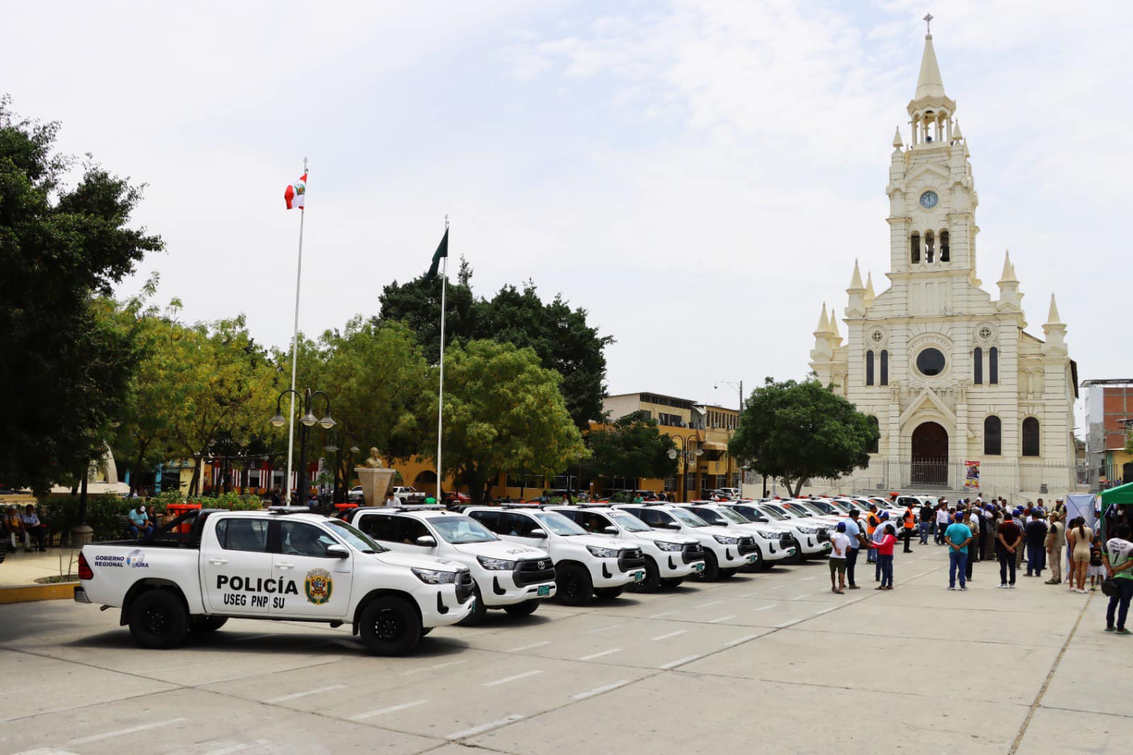 16 PATRULLEROS
