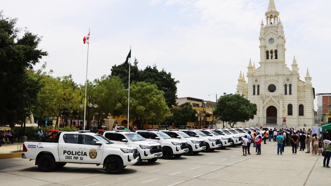 16 PATRULLEROS