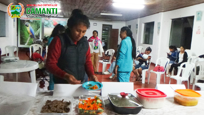 Sesión demostrativa de preparación de alimentos ricos en hierro