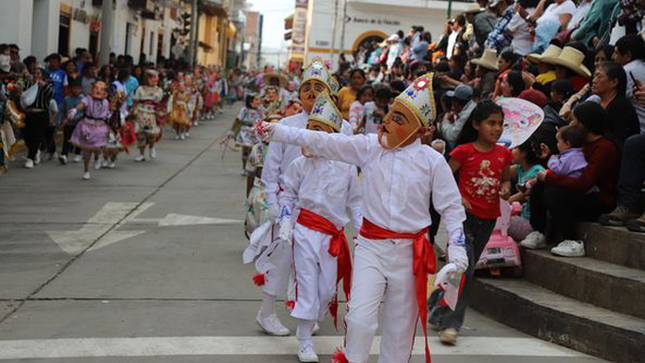 Disfrutamos como cada día de la semana de fiesta