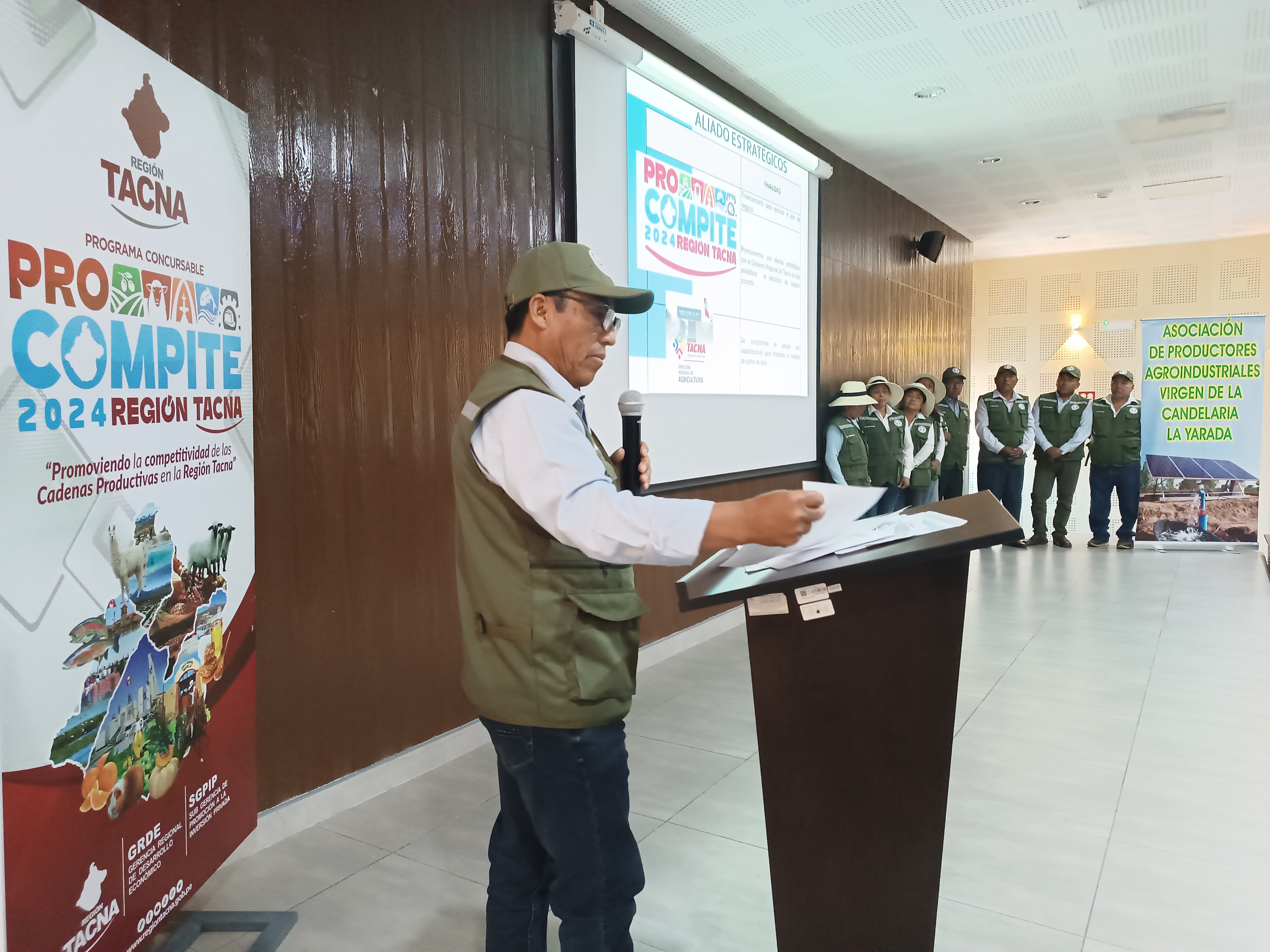 Continúan exposiciones de planes de negocio de Procompite Regional