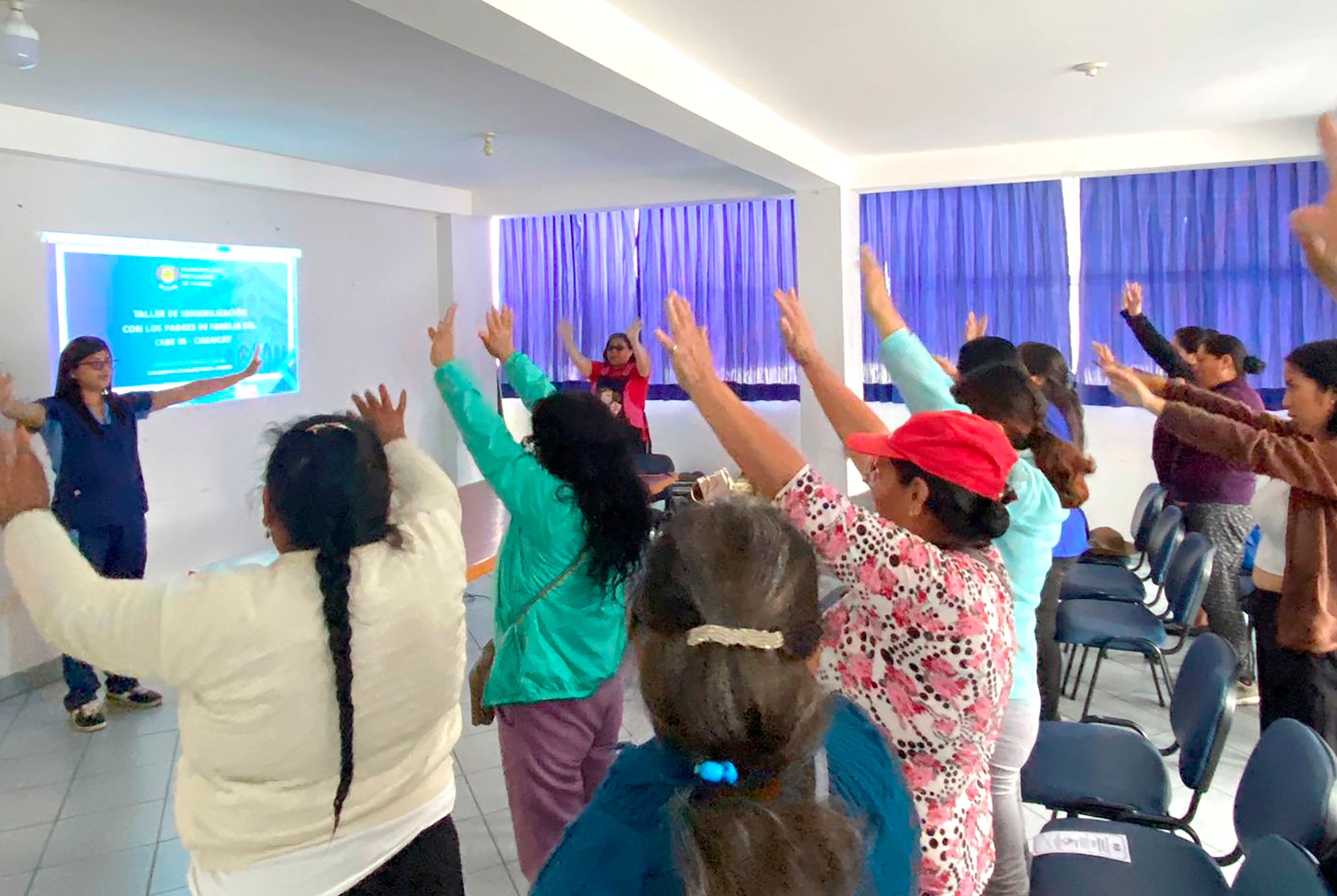 CEBE N° 05 de Chancay se benefician de taller de pautas para una mejora sensorial y de conducta 