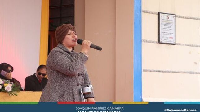 🏛La Municipalidad Provincial de Cajamarca, bajo el liderazgo del alcalde Joaquín Ramírez, a través de la Gerencia de Desarrollo Social y Humano y la Oficina Municipal de Atención a la Persona con Discapacidad (OMAPED), organizó una jornada de actividades recreativas en el anfiteatro municipal.
🎉 El evento congregó a niños, jóvenes y adultos con discapacidad, quienes participaron en un concurso de canto lleno de emoción, demostrando su talento en un entorno de respeto y compañerismo. Artistas locales destacaron la importancia de promover la inclusión social durante el evento. Además, se sortearon canastas de víveres como un gesto de apoyo a las familias.
✨ La actual gestión municipal reafirma su compromiso de seguir impulsando actividades que fomenten la igualdad y el deporte.
💛 ¡Con Joaquin Ramírez, Cajamarca Renace!